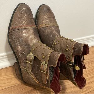 Western brown ankle boots Spring Step l’artiste
